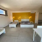 Bed & Breakfast Casa Vacanze Alba *