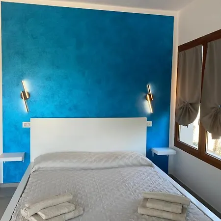 Casa Vacanze Alba Oda ve Kahvaltı Loceri