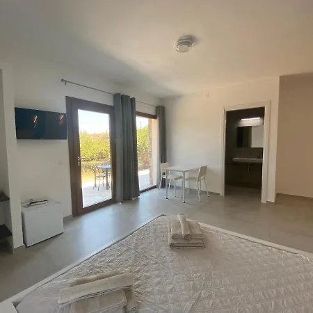 Oda ve Kahvaltı Casa Vacanze Alba Loceri