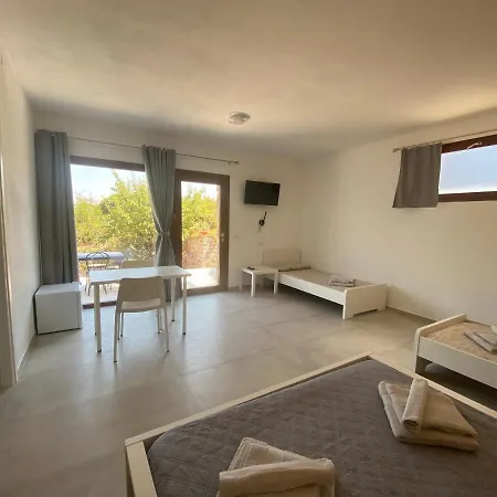 Oda ve Kahvaltı Casa Vacanze Alba *