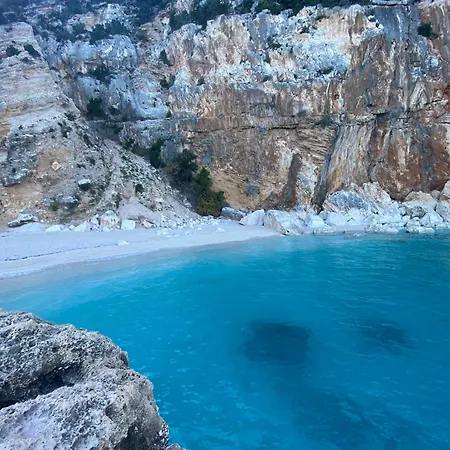 Casa Vacanze Alba * Loceri